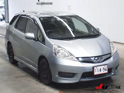 HONDA FIT SHUTTLE 1