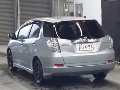 HONDA FIT SHUTTLE 2