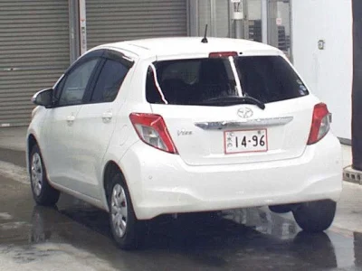 TOYOTA VITZ