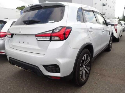 Mitsubishi RVR