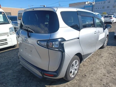 TOYOTA SIENTA