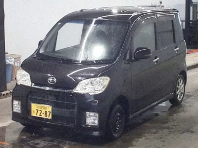 DAIHATSU TANTO EXE 3