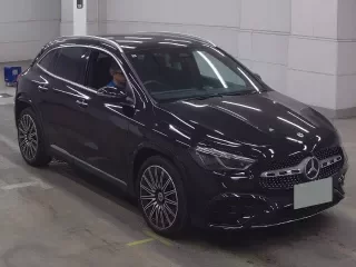 MERCEDES BENZ GLA