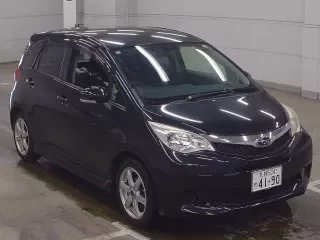 SUBARU TREZIA