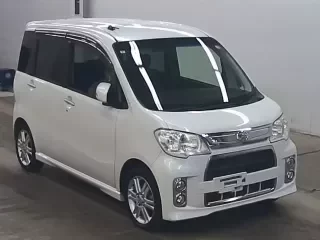 DAIHATSU TANTO EXE 1