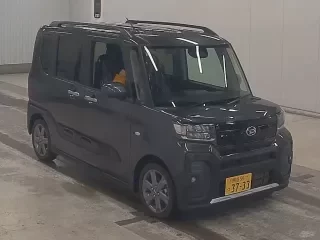 DAIHATSU TANTO FUN CROSS