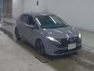 NISSAN AURA