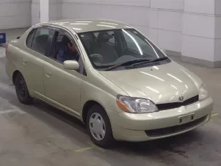 TOYOTA PLATZ