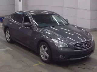 NISSAN FUGA 1