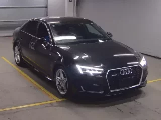 AUDI A4 1