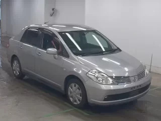 NISSAN TIIDA LATIO