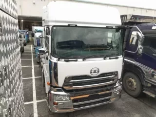 NISSAN UD