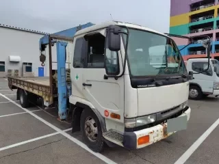 NISSAN UD