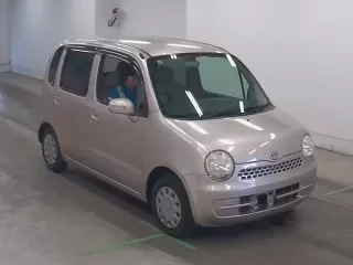 DAIHATSU MOVE LATTE