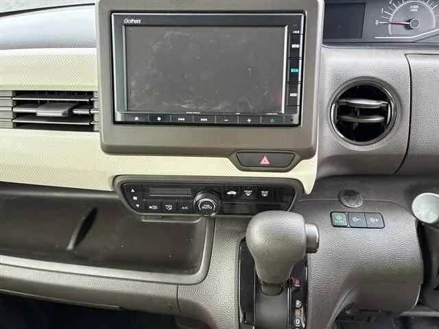 Honda N-Box 2021