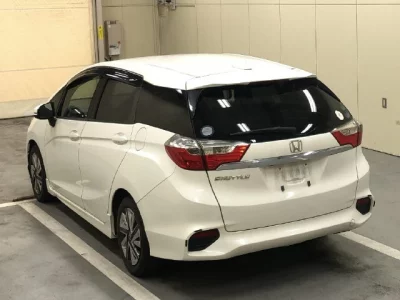 HONDA FIT SHUTTLE