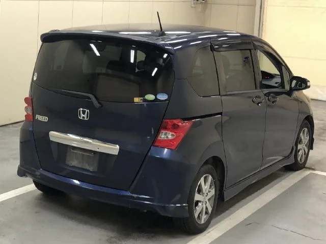 Honda Freed 2010