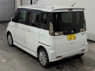 Suzuki Spacia Custom