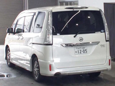 NISSAN SERENA
