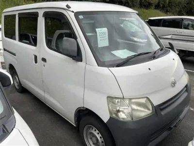 TOYOTA LITE ACE VAN