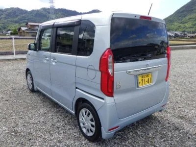 HONDA N BOX
