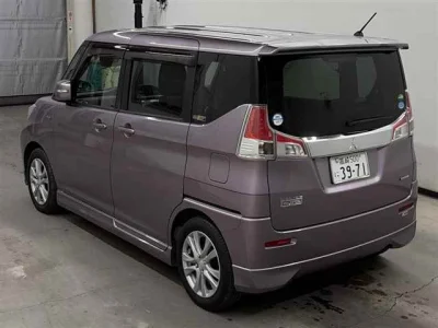 Mitsubishi Delica D:2