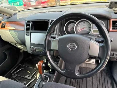 NISSAN TIIDA LATIO