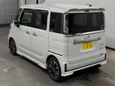 Suzuki Spacia Custom