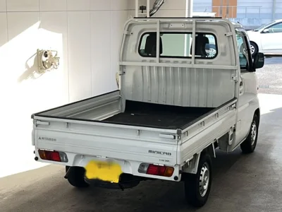 Mitsubishi Minicab Truck