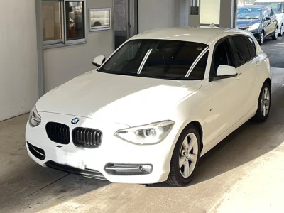 BMW 1 SERIES
