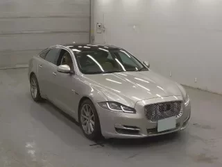 JAGUAR XJ6