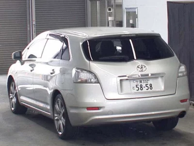 Toyota Mark X Zio