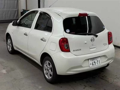 Nissan March