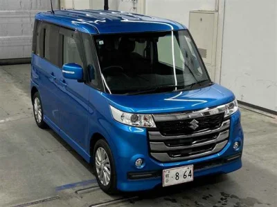 Suzuki Spacia Custom