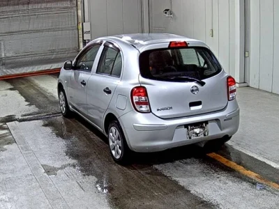 Nissan March