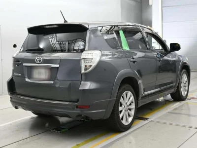 TOYOTA VANGUARD