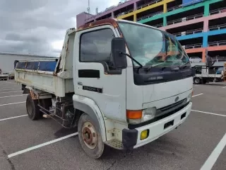 NISSAN UD