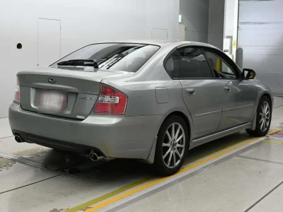Subaru Legacy B4