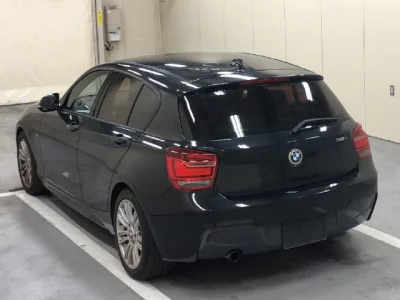 BMW 1 SERIES