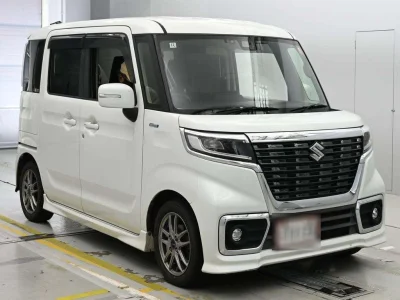 Suzuki Spacia Custom