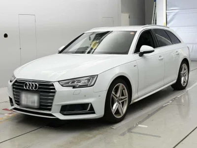 AUDI A4 AVANTE