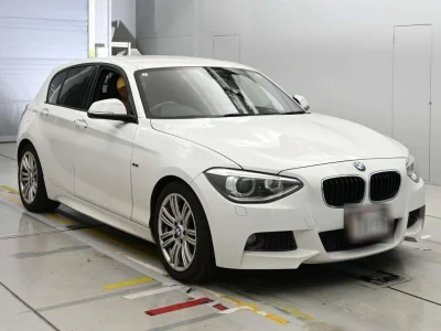 BMW 1 SERIES