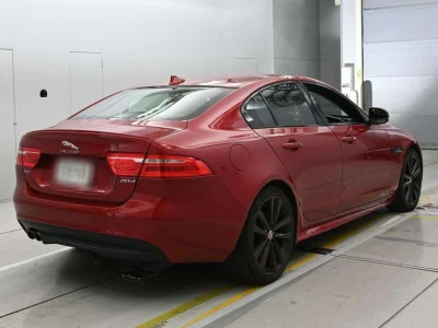 JAGUAR XE