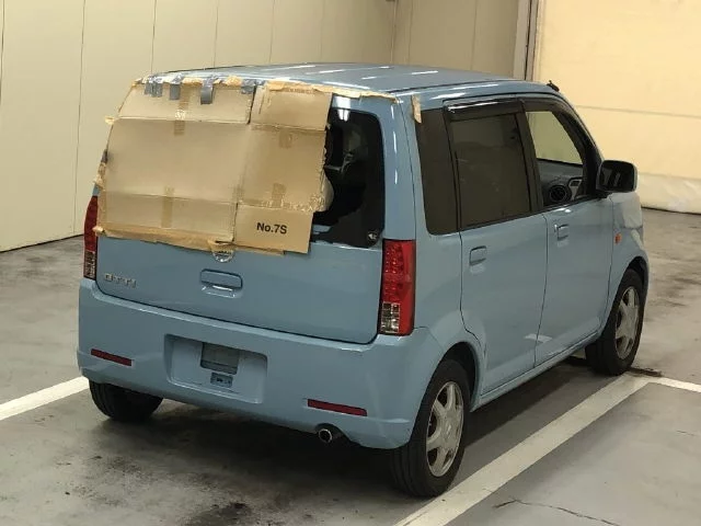 Nissan Otti