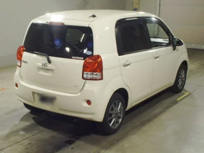 TOYOTA PORTE