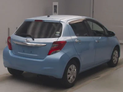 TOYOTA VITZ