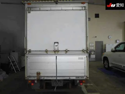 TOYOTA DYNA