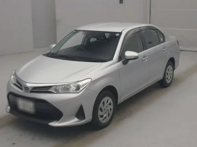 TOYOTA COROLLA AXIO 1