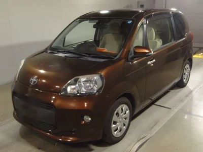 TOYOTA PORTE