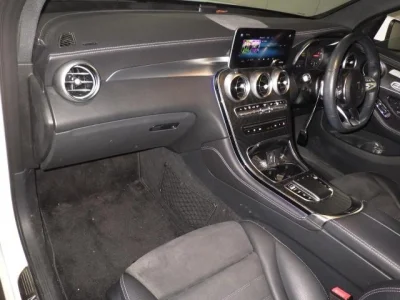 MERCEDES BENZ AMG GLC